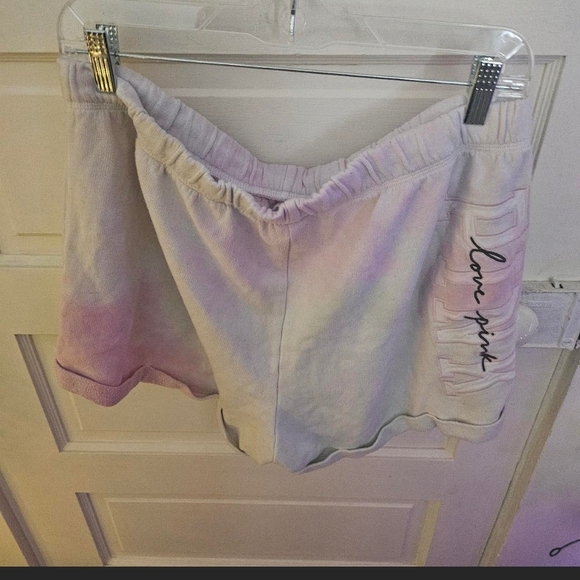 PINK Victoria's Secret Lavender Lounge Shorts - Picture 4 of 5